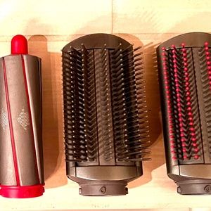 Dyson Airwrap Attachments - Like New - 2 barrels & 3 brushes.